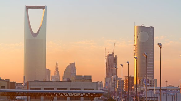 Σαουδική Αραβία: Επέκταση στην πρόσβαση στο αλκοόλ πέρα ​​από τους διπλωμάτες