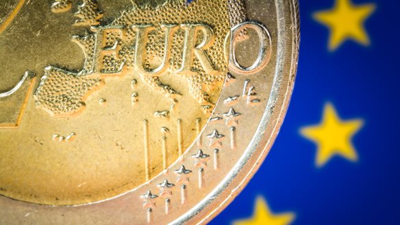 Δημοσκόπηση Bloomberg: Στο 2,1% ο ετήσιος πληθωρισμός της Ευρωζώνης το Νοέμβριο