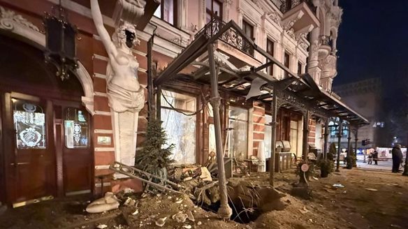 Νέα ρωσικά πλήγματα στο λιμάνι της Οδησσού, στους 8 οι νεκροί από τη χθεσινή επίθεση - Εδαφικά κέρδη στο Ντόνετσκ για τους Ρώσους