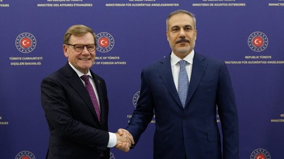 Στενότερη αμυντική συνεργασία της ΕΕ με την Τουρκία ζήτησε ο Γερμανός ΥΠΕΞ Βάντεφουλ