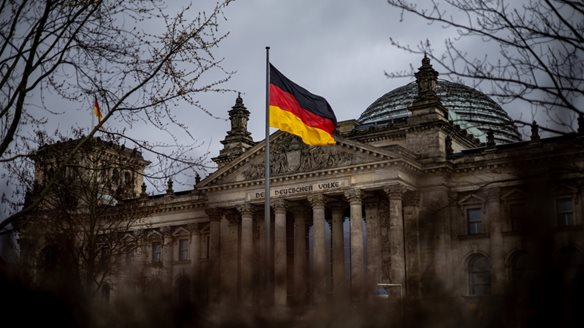 Γερμανία: Κατηγορεί τη Ρωσία για κυβερνοεπίθεση κατά της αεροπορικής ασφάλειας και ανάμιξη στις εκλογές