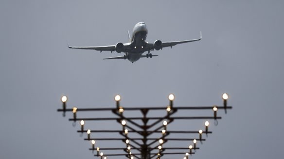 Γεμάτα αεροπλάνα για Ελλάδα και τον χειμώνα - Ρεκόρ θέσεων από το εξωτερικό