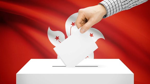 Χονγκ Κονγκ: Σε πολύ χαμηλό επίπεδο η συμμετοχή στις εκλογές στον απόηχο της πολύνεκρης πυρκαγιάς