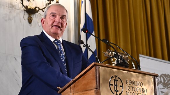 Βολές κατά της κυβέρνησης από Κ. Καραμανλή - Α. Σαμαρά για τις αγροτικές κινητοποιήσεις