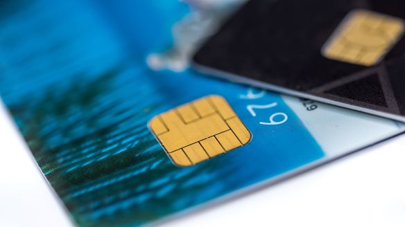 Μελέτη ΙΟΒΕ: Δεύτερη η Ελλάδα στην Ε.Ε. στην εξάπλωση της χρήσης καρτών τη δεκαετία 2015-2024