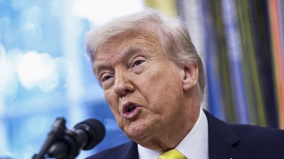 Ο Τραμπ εξετάζει την επιβολή δασμών σε γεωργικά προϊόντα -  Στο στόχαστρο καναδικά λιπάσματα και ινδικό ρύζι