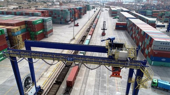 Μειωμένη κατά 3,9% η διακίνηση εμπορευμάτων στα ελληνικά λιμάνια το β' τρίμηνο