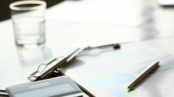 Ξεκινά η καταβολή των αυξημένων συντάξεων από την Παρασκευή (παραδείγματα)