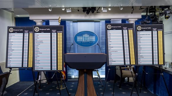 H κρίση του κόστους ζωής στις ΗΠΑ είναι πραγματική και ναι, φταίνε οι δασμοί του Τραμπ