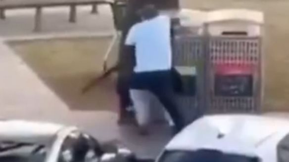 Αυστραλία: Μάζεψαν 1 εκατ. δολάρια για τον Σύρο μουσουλμάνο που αφόπλισε τον αντισημίτη τρομοκράτη – "Ανιδιοτελής γενναιότητα"