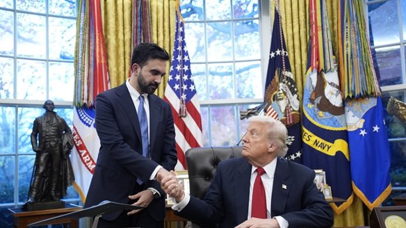 O Τραμπ υποσχέθηκε να "βοηθήσει" τον Μαμντάνι να κάνει τη Νέα Υόρκη μια "ισχυρή και πολύ ασφαλή" πόλη