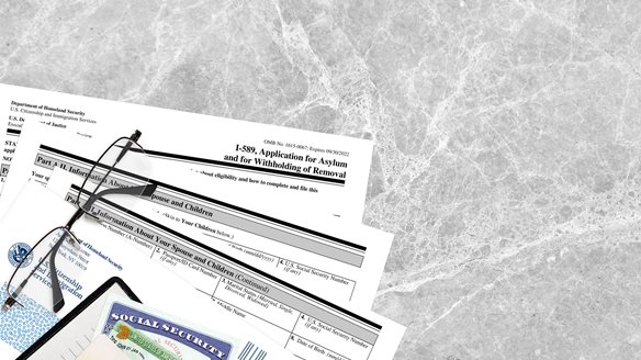 Οι ΗΠΑ σχεδιάζουν την επιβολή ελέγχων στα social media των τελευταίων 5 ετών για ταξιδιώτες χωρίς βίζα