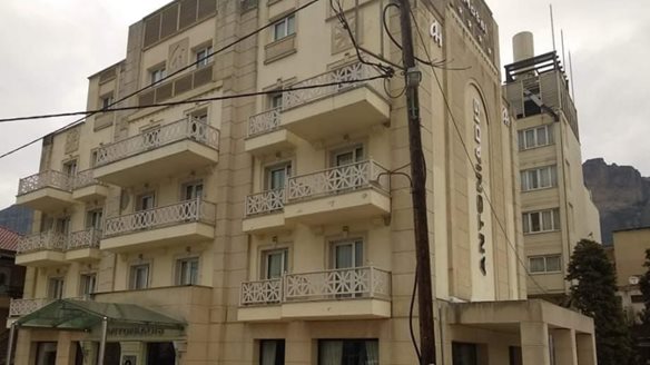 Τα 7 ακριβά ξενοδοχεία που βγαίνουν στο σφυρί την επόμενη εβδομάδα