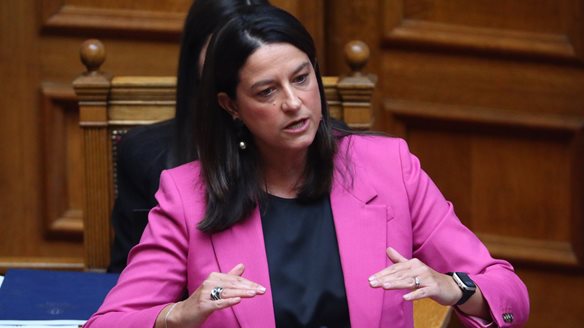 Μ. Κεραμέως: Καμία αύξηση, πέραν του συνηθισμένου, στις εισφορές των ελεύθερων επαγγελματιών