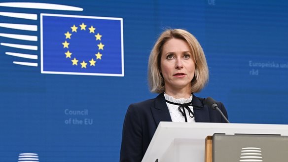 Ρωσία σε Κάλας: Κανείς δεν μπορεί να περιορίσει το μέγεθος του στρατιωτικού μας προϋπολογισμού