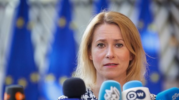 Κάλας: Η ΕΕ προειδοποιεί τις ΗΠΑ να μην επιβάλλουν συμφωνία για την Ουκρανία πριν από τις συνομιλίες με τη Μόσχα