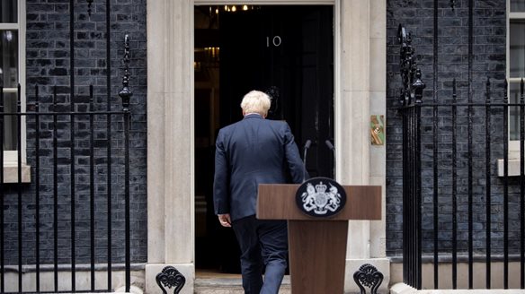 Πότε εγκατέλειψε η Βρετανία το αμερικανικό μοντέλο;