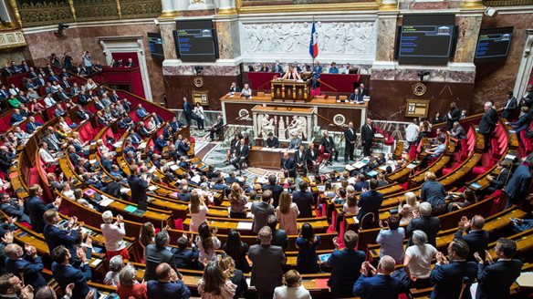 Γαλλία: Η Γερουσία ενέκρινε τον προϋπολογισμό του 2026