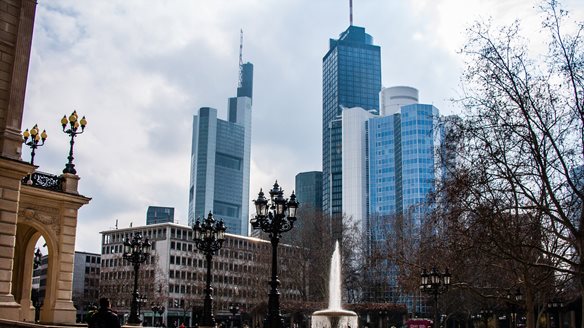 Ευρωζώνη: Μικρή βελτίωση του ηθικού των επενδυτών - Εμπόδιο η Γερμανία στην περιοχή