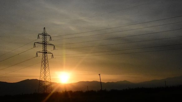 Εντός της εβδομάδας η τροπολογία για το ρεύμα της βιομηχανίας – Τι προβλέπει η ελληνική εκδοχή του ιταλικού μοντέλου