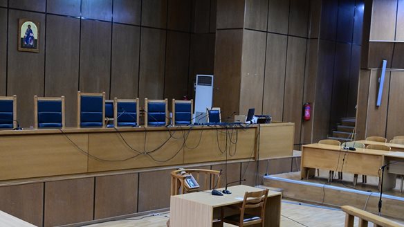 Δίκη Χρυσής Αυγής: "Εγκληματική οργάνωση με ναζιστική ιδεολογία, αυτό ήταν το κίνητρό τους" λέει η εισαγγελέας