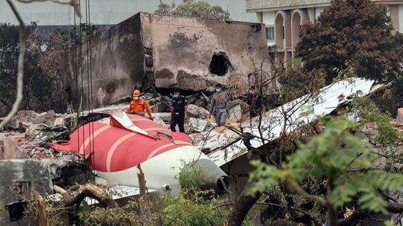 Ινδοί και Αμερικανοί εμπειρογνώμονες θα συναντηθούν για την ανάλυση στοιχείων της πτώσης του αεροσκάφους της Air India