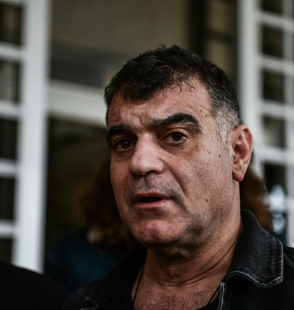 Δίκη υποκλοπών: ΕΥΠ και Predator λειτουργούσαν ως "ενιαίο κέντρο παρακολουθήσεων" κατέθεσε ο Κ. Βαξεβάνης