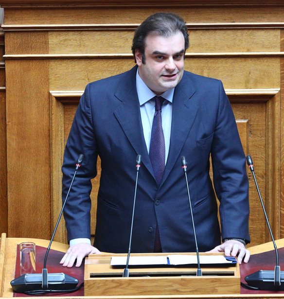 Με νέο υπερπλεόνασμα κλείνει ο φετινός προϋπολογισμός - Παράθυρο για νέα μέτρα ελάφρυνσης