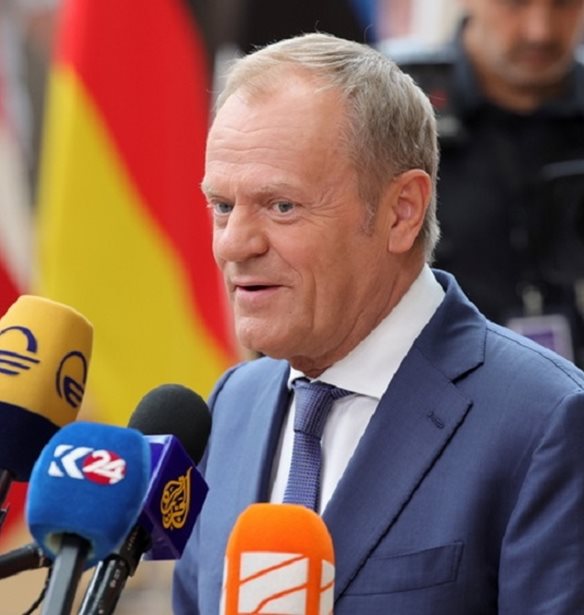 Τουσκ: Η Ευρώπη καλείται να επιλέξει μετάξυ "χρημάτων σήμερα ή αίματος άυριο"