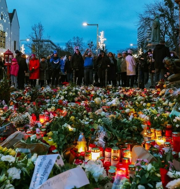 Γερμανία: Πέντε συλλήψεις για σχεδιασμό επίθεσης σε χριστουγεννιάτικη αγορά της Βαυαρίας