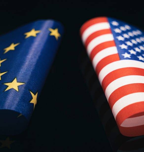 Οι ΗΠΑ απειλούν με αντίποινα εταιρείες της ΕΕ λόγω του ψηφιακού φόρου