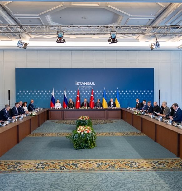 Ουκρανός αξιωματούχος: Οι ΗΠΑ πιέζουν τους Ευρωπαίους να μην χρησιμοποιήσουν τα "παγωμένα" ρωσικά κεφάλαια