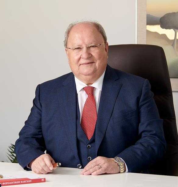 Συμβάσεις έργου ή εξαρτημένη εργασία; Ασφαλιστικές υποχρεώσεις, τηλεργασία και πρακτικές συνέπειες για επιχειρήσεις και φυσικά πρόσωπα