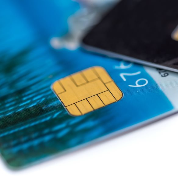 Μελέτη ΙΟΒΕ: Δεύτερη η Ελλάδα στην Ε.Ε. στην εξάπλωση της χρήσης καρτών τη δεκαετία 2015-2024