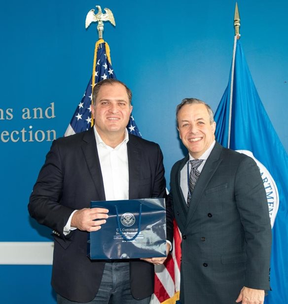 Γ. Πιτσιλής: Συνάντηση με τον επικεφαλής της Υπηρεσίας Τελωνείων και Προστασίας Συνόρων των ΗΠΑ