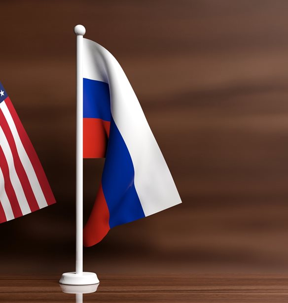 Στη Φλόριντα ο ειδικός απεσταλμένος της Ρωσίας Ντιμιτρίεφ για συνομιλίες με Γουίτκοφ και Κούσνερ