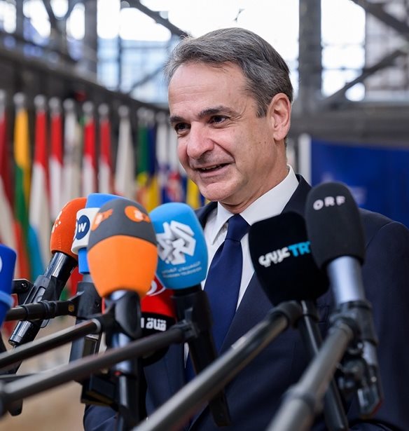 Νέα μηνύματα Μητσοτάκη στους αγρότες από τις Βρυξέλλες: "Ναι στο διάλογο, όχι στην ταλαιπωρία της κοινωνίας"