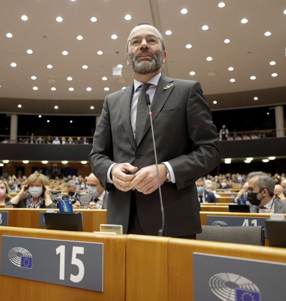 Βέμπερ: Η ΕΕ θα χρησιμοποιήσει κάποια στιγμή τα ρωσικά assets - Εκτός συζήτησης η χρήση τους από ΗΠΑ-Ρωσία