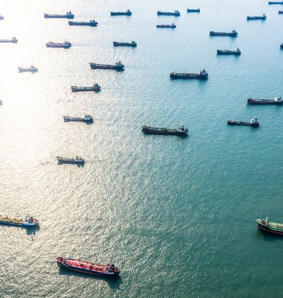 ΕΕ: Κυρώσεις σε πρόσωπα και εταιρείες που στηρίζουν τον "σκιώδη στόλο" ρωσικών πετρελαιοφόρων