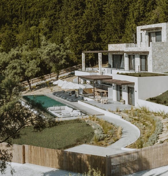 Elxis: Αυξήθηκε ο διαθέσιμος προϋπολογισμός των ξένων αγοραστών εξοχικής κατοικίας το 2025