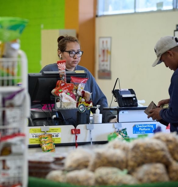 ΗΠΑ: Απροσδόκητη και έντονη υποχώρηση του πληθωρισμού στο 2,7% τον Νοέμβριο