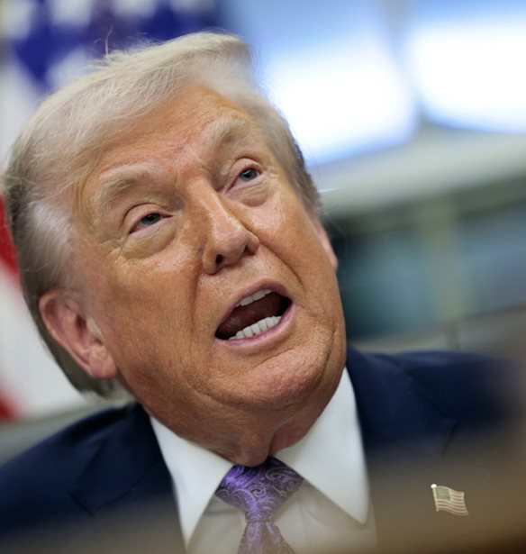 Τραμπ: Κατέθεσε αγωγή τουλάχιστον 5 δισ. δολ. κατά του BBC για συκοφαντική δυσφήμιση