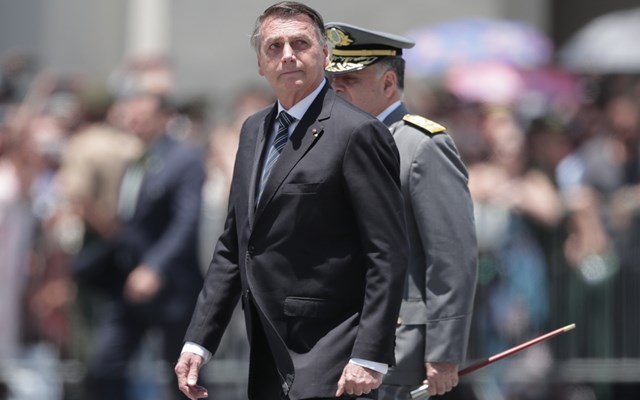 Βραζιλία: Υπό προσωρινή κράτηση ως ύποπτος φυγής ο τέως πρόεδρος Ζαΐρ Μπολσονάρο