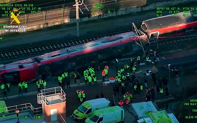 Ισπανία: Στους 46 έφτασαν οι νεκροί από το μεγάλο σιδηροδρομικό δυστύχημα στην Ανδαλουσία