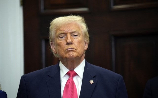 Ο Τραμπ επαινεί τον εαυτό του μετά τα "εξαιρετικά" στοιχεία για τον πληθωρισμό: "Ευχαριστούμε Mr Tariff"