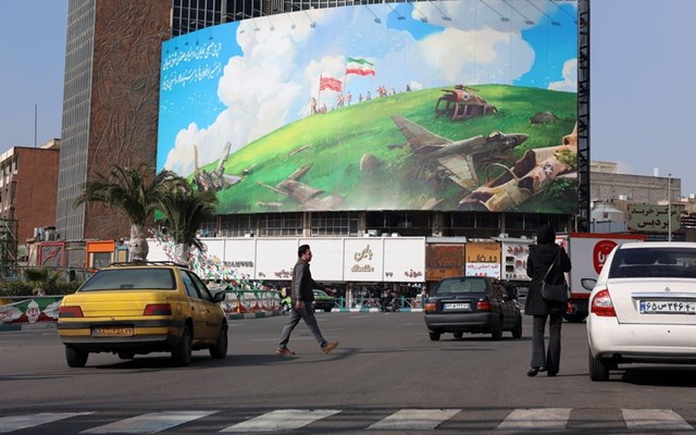 Το Ιράν δεν θα σωθεί με βόμβες και πυραύλους