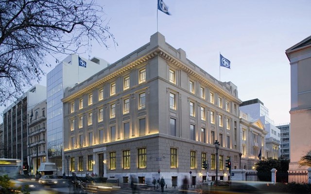 Alpha Bank: Στις αγορές με 7ετές senior preferred ομόλογο