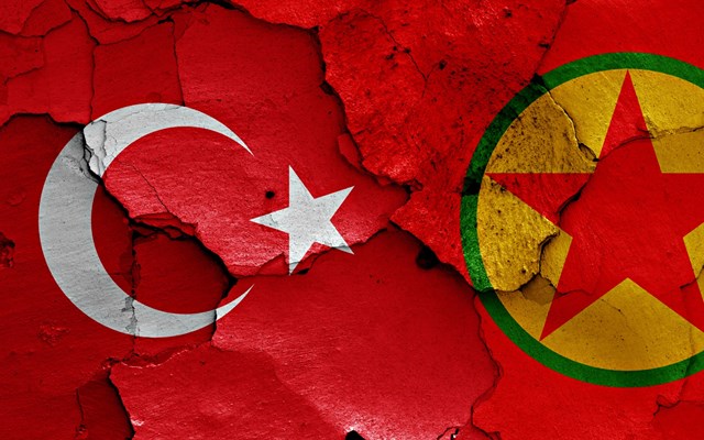 PKK: Οι συγκρούσεις συριακού στρατού και Κούρδων απειλούν την ειρηνευτική διαδικασία στην Τουρκία