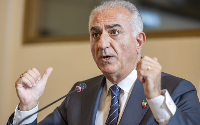 Ρεζά Παχλαβί, ο πρίγκιπας που δηλώνει δημοκράτης