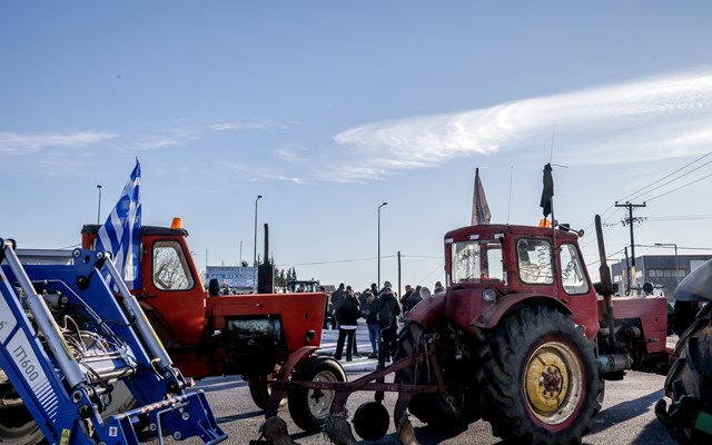 Αποχώρησαν από το μπλόκο στην Ιόνια Οδό οι αγρότες της Άρτας